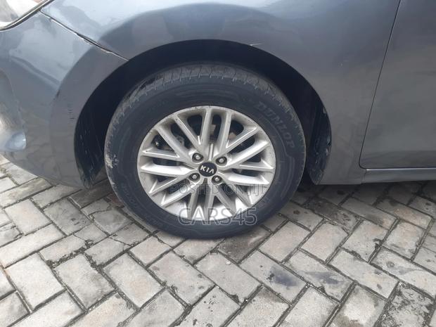 Kia Rio 2018 Gray