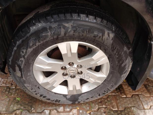 Nissan Pathfinder 2006 Black