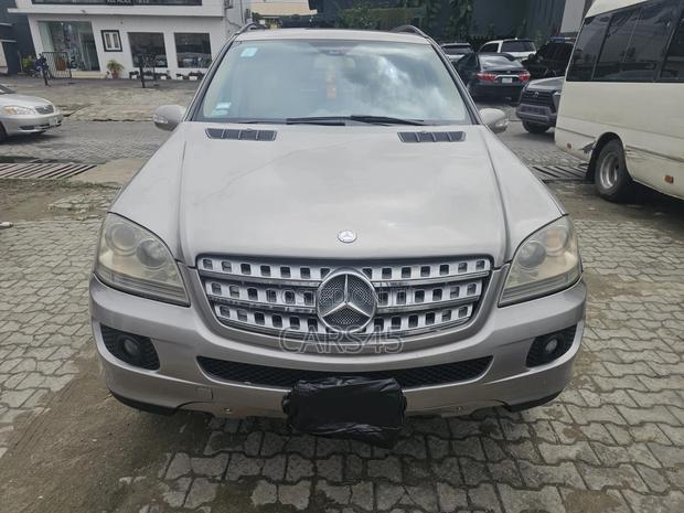 Mercedes-Benz M Class 2007 Brown