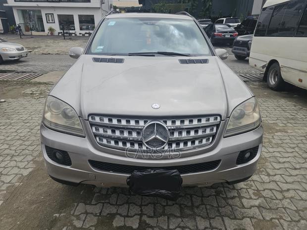 Mercedes-Benz M Class 2007 Brown