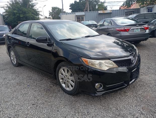 Toyota Camry 2012 Black