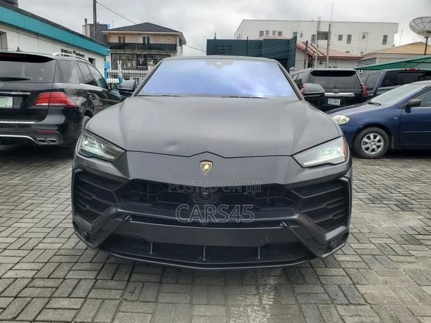Lamborghini Urus 2020 Black