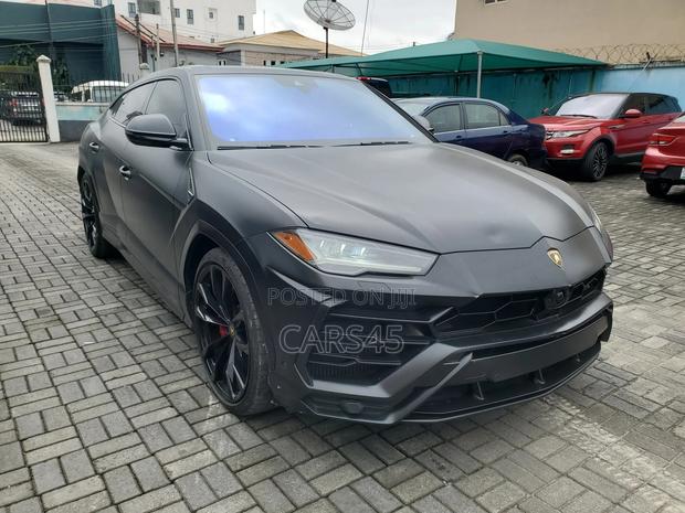 Lamborghini Urus 2020 Black