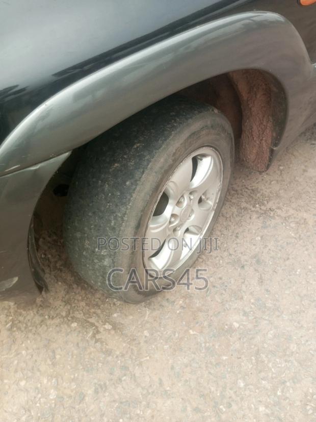 Mazda Tribute 3.0 DX 2001 Black