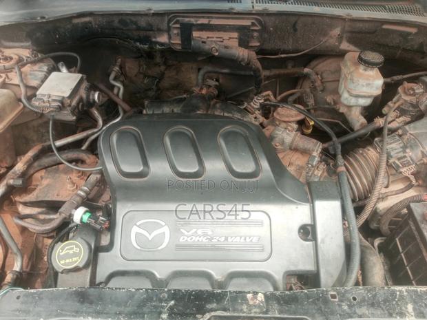 Mazda Tribute 3.0 DX 2001 Black