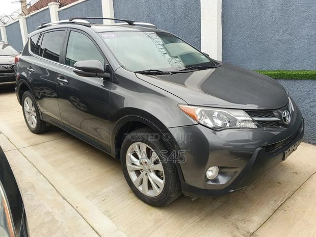 Toyota RAV4 2015 Gray