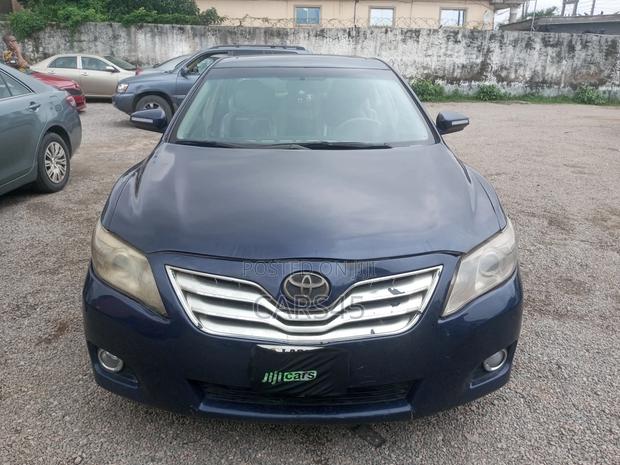 Toyota Camry 2007 Blue