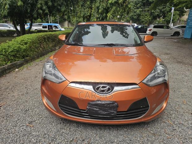 Hyundai Veloster 2012 Orange