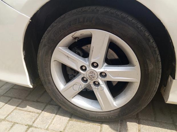 Toyota Camry 2014 White