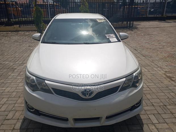Toyota Camry 2014 White