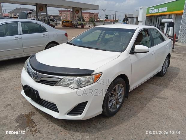 Toyota Camry 2012 White