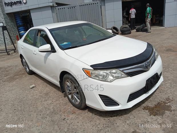 Toyota Camry 2012 White