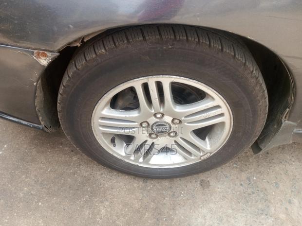 Volvo S60 2006 Gray