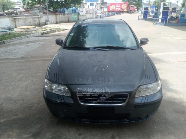 Volvo S60 2006 Gray