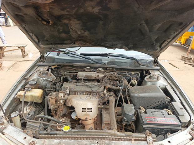 Toyota Camry 1999 Gray