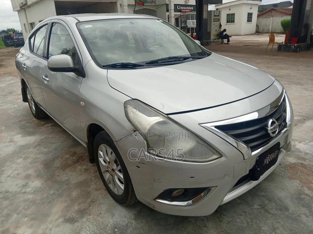 Nissan Almera 2015 Silver