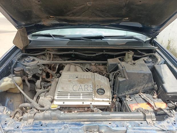 Toyota Highlander 2002 Blue