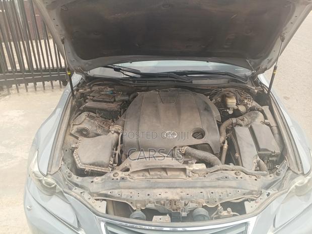 Lexus IS 2015 Gray