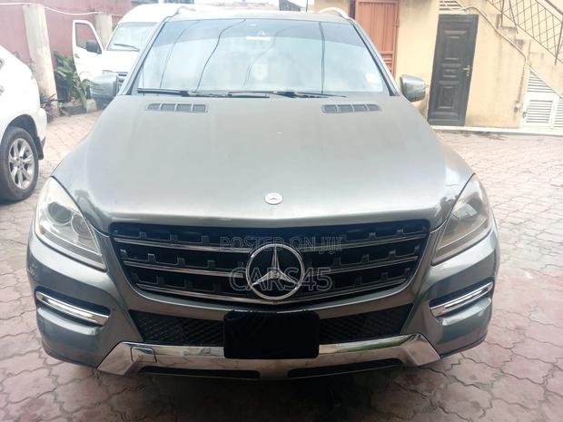 Mercedes-Benz M Class 2012 Gray