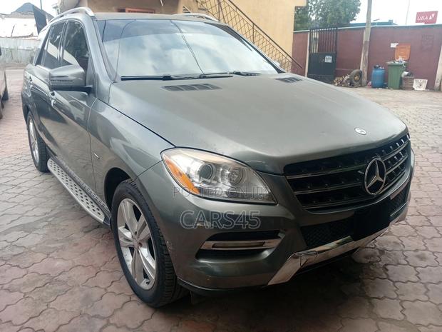 Mercedes-Benz M Class 2012 Gray