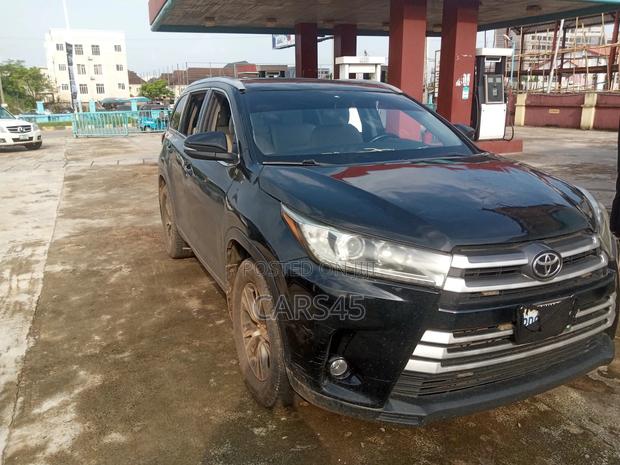 Toyota Highlander 2015 Black