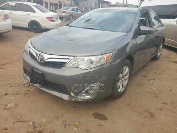 Toyota Camry LE 4dr Sedan (2.5L 4cyl 6A) 2012 Green