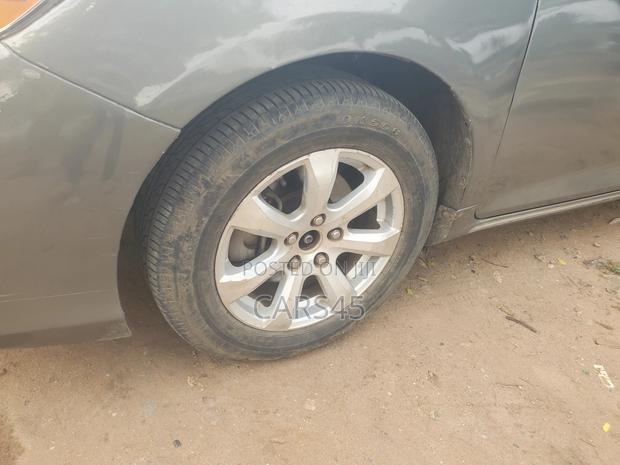 Toyota Camry LE 4dr Sedan (2.5L 4cyl 6A) 2012 Green
