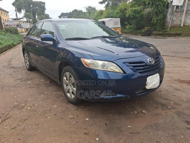 Toyota Camry 2007 Blue