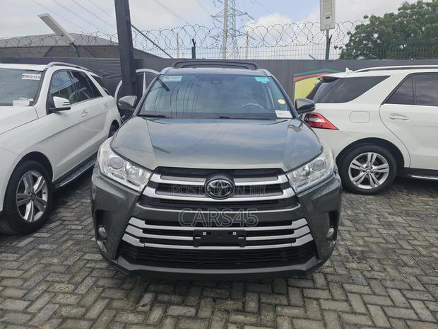 Toyota Highlander 2018 Green