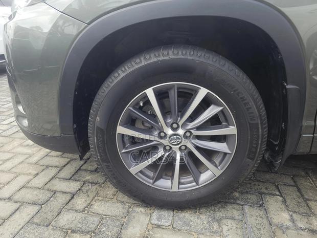Toyota Highlander 2018 Green