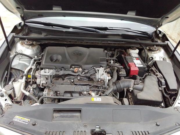 Toyota Camry XSE FWD 2020 Silver