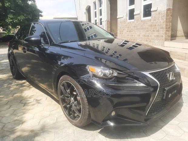 Lexus IS 2015 Black