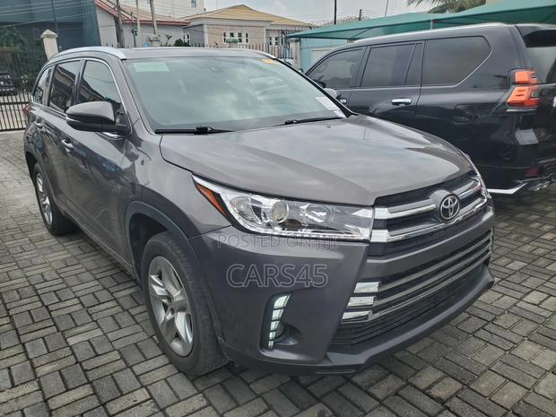 Toyota Highlander 2015 Gray