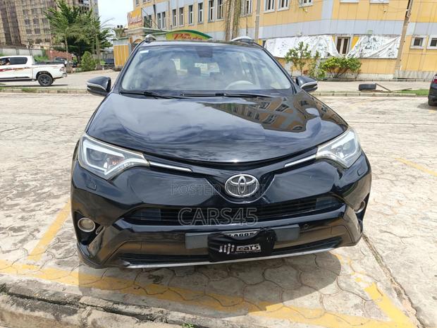 Toyota RAV4 2018 Matt Black
