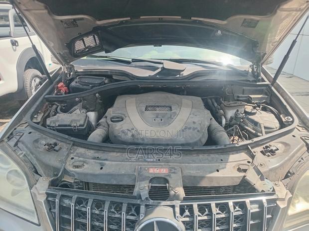 Mercedes-Benz M Class 2008 Gold