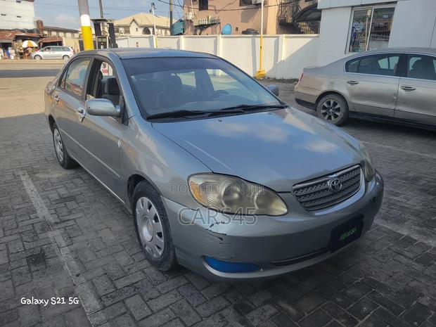 Toyota Corolla 2004 Green