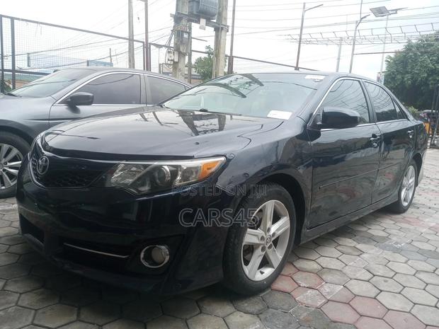 Toyota Camry 2013 Blue