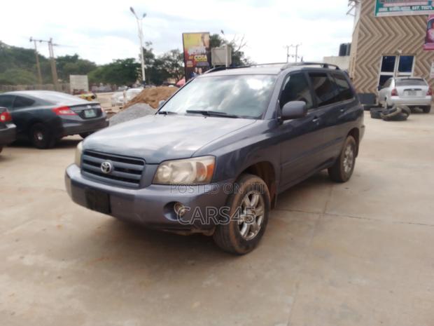 Toyota Highlander 2005 Blue