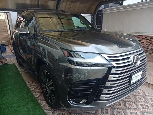 Lexus LX 2025