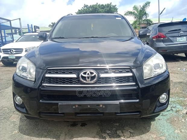 Toyota RAV4 2012 Black