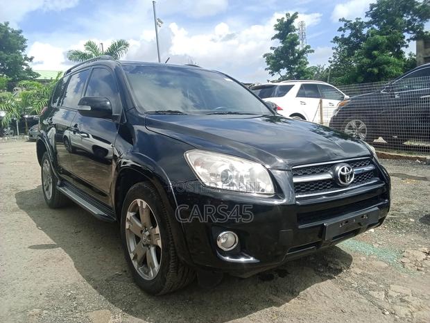 Toyota RAV4 2012 Black