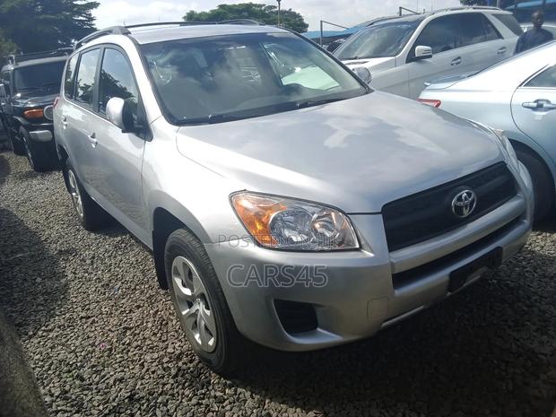 Toyota RAV4 2012 Silver