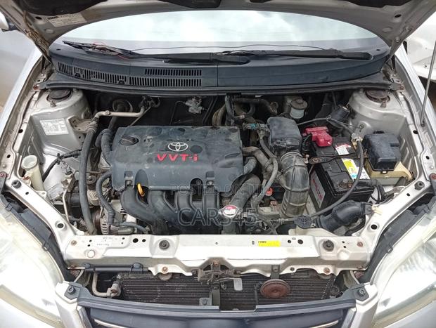 Toyota Vios 2011 Silver