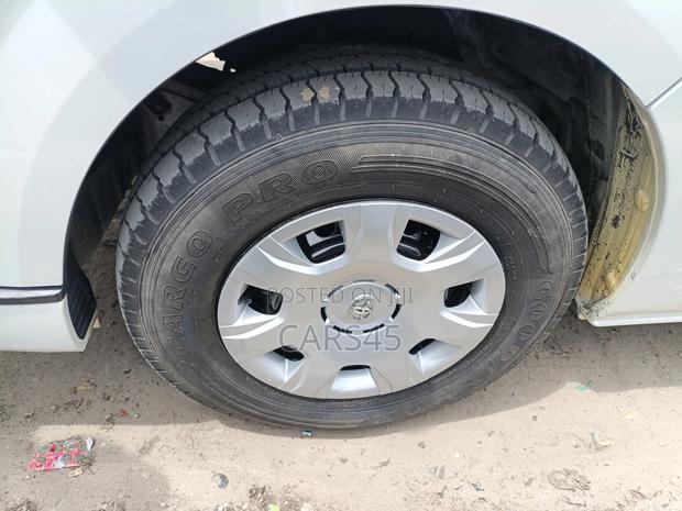 Toyota Harrier 2013 White