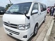 Toyota Harrier 2013 White for sale