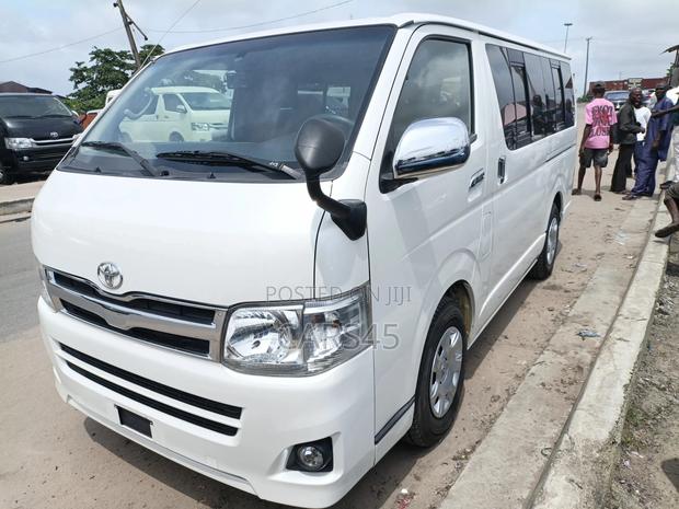 Toyota Harrier 2013 White