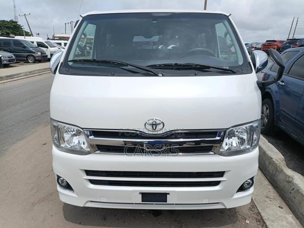 Toyota Harrier 2013 White
