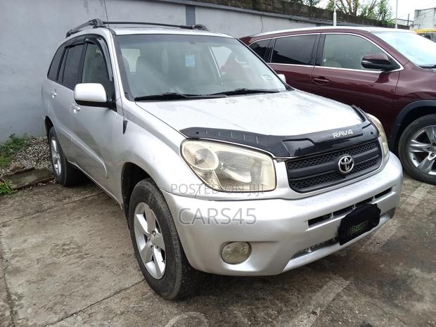 Toyota RAV4 2005 Silver