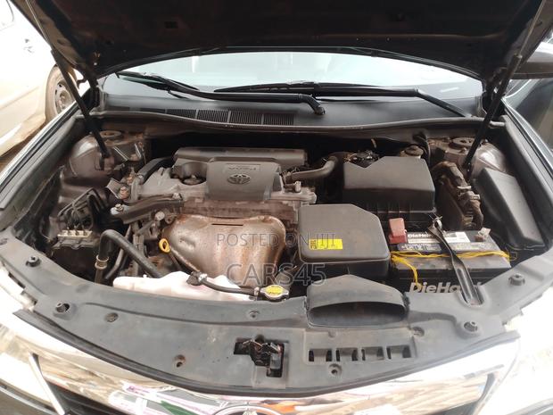 Toyota Camry 2012 Gray
