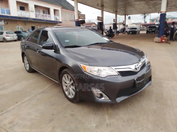 Toyota Camry 2012 Gray